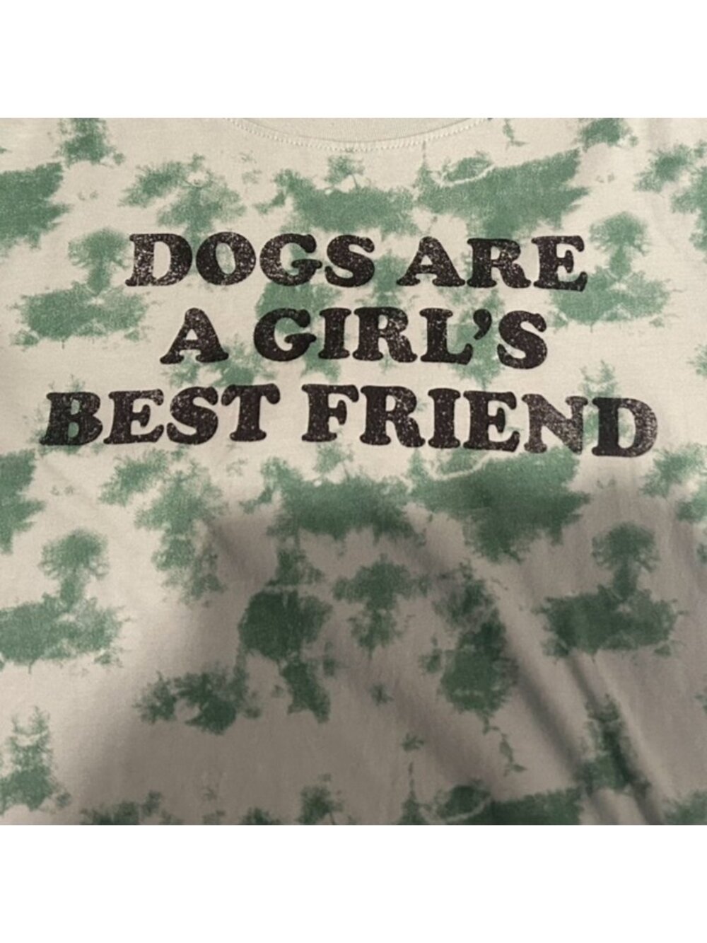Women’s Green Tie-Dye Graphic Tee Size Medium - Picture 3 of 3